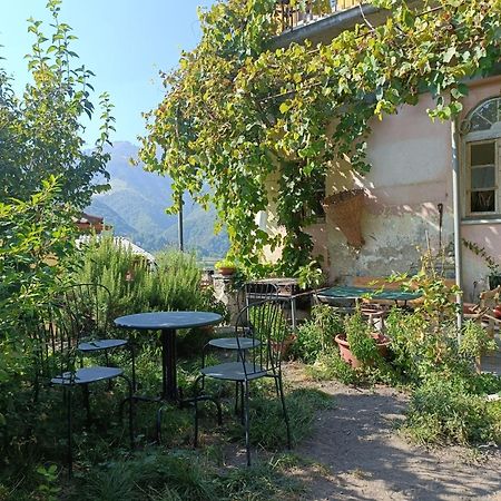 Bed and Breakfast La Capinera Muggio Екстер'єр фото
