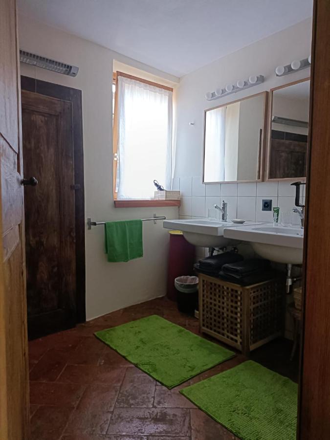 Bed and Breakfast La Capinera Muggio Екстер'єр фото